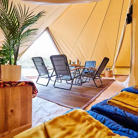 Tipi Tent Aan De Oever De Ambleve 豪华帐篷 艾韦