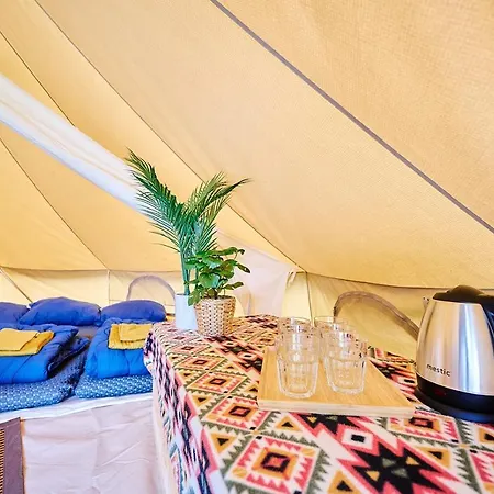 Tipi Tent Aan De Oever De Ambleve 豪华帐篷